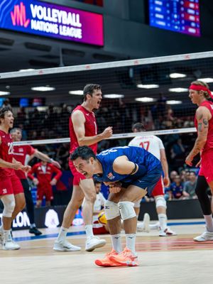 Image post by @mizunovolleyballusa on Instagram
