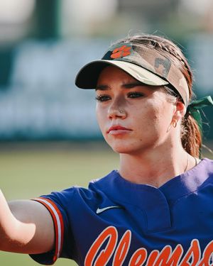 Image post by @clemsonsoftball on Instagram