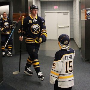 Image post by @buffalosabres on Instagram