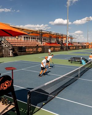 Image post by @cowboytennis on Facebook