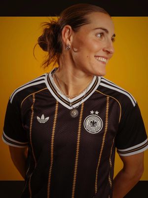 Video post by @dfb on TikTok