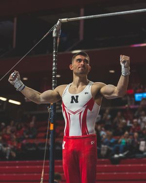 Image post by @2yanni2 on Instagram