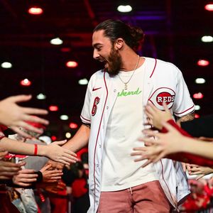 Image post by @reds on Instagram