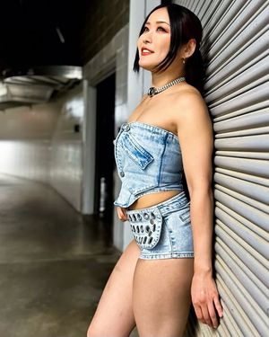 Image post by @iyo_sky on Instagram