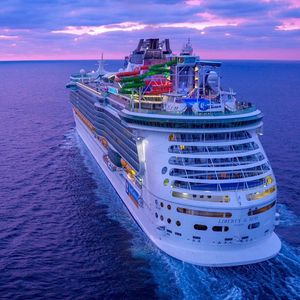 Image post by @cruiseforeveryone on Instagram