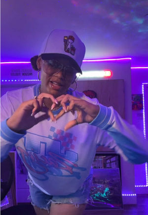 Video post by @wild_mahogany on TikTok