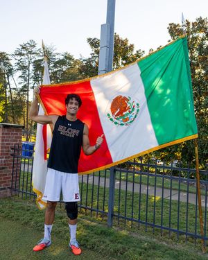 Image post by @elonmsoccer on Instagram
