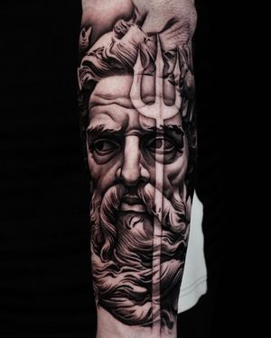 Image post by @skindesigntattoos on Instagram