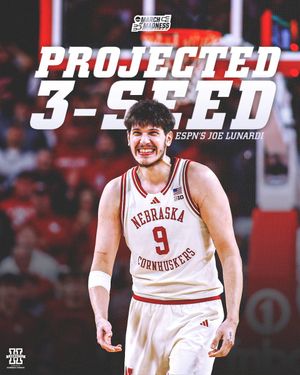 Image post by @HailVarsity on Twitter