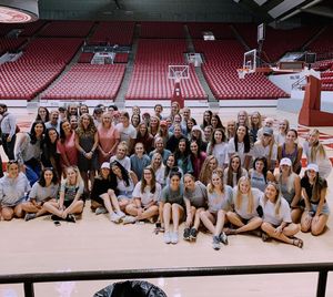 Image post by @uapanhellenic on Instagram