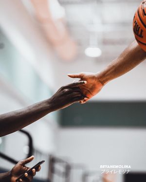 Image post by @bryanemolina on Instagram