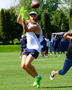 Image post by @seahawkscanada on Instagram