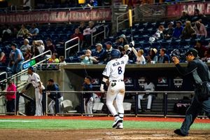 Image post by @bluewahoosbball on Instagram