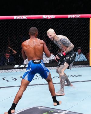 Image post by @ufcfra on Instagram