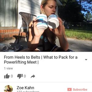 Image post by @_zoekahn_ on Instagram