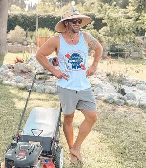 Image post by @johnnybananas on Instagram