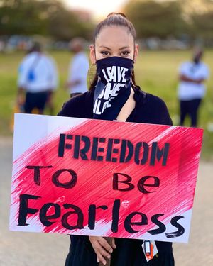 Image post by @anyaayoungchee on Instagram