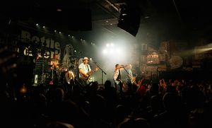Image post by @eliyoungband on Instagram