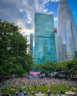 Image post by @bryantparknyc on Instagram