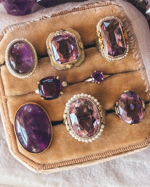 Image post by @maejeanvintage on Instagram