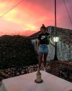 Image post by @kimklavel on Instagram