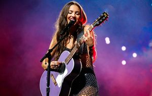 Image post by @iHeartRadio on Twitter