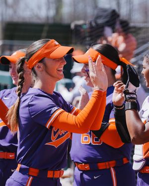 Image post by @clemsonsoftball on Instagram