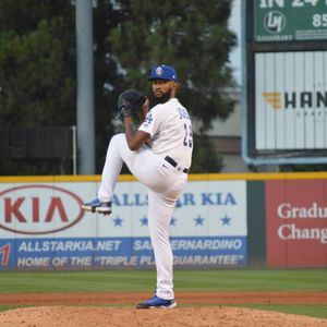 Image post by @rcquakes on Instagram