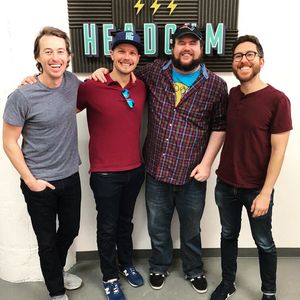 Image post by @headgum on Twitter