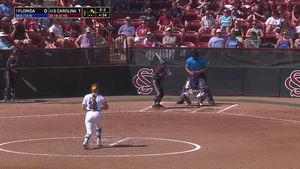 Video post by @GamecockSoftbll on Twitter