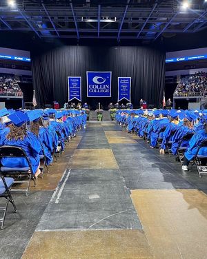 Image post by @collincollege on Twitter/X