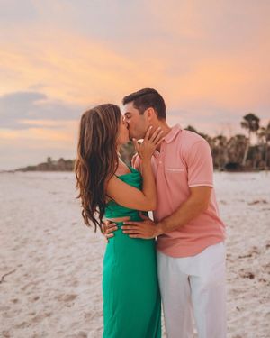 Image post by @maddiesswfphotography on Facebook