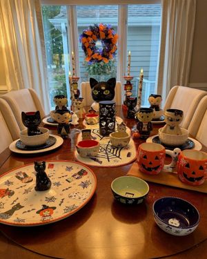 Image post by @taratemptations on Instagram