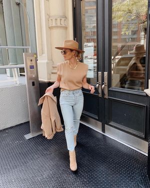 Image post by @gilliandelzotto on Instagram