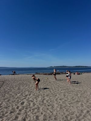 Image post by @seattleuvb on Instagram