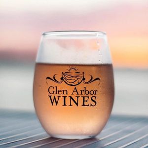 Image post by @glenarborwines on Instagram