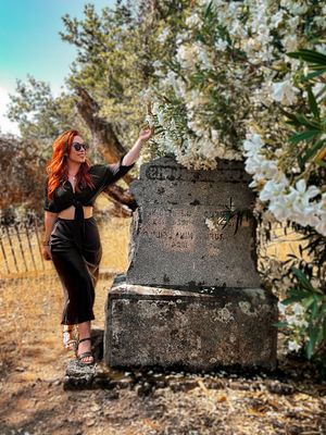 Image post by @lahistorygirl on Instagram