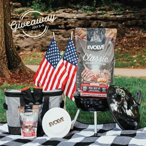 Image post by @evolvepetfood on Instagram