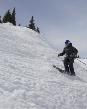Image post by @newschoolers on Instagram