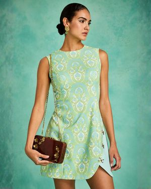 Image post by @dillards on Instagram