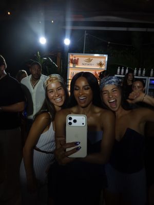 Image post by @twinsofmiami on Instagram