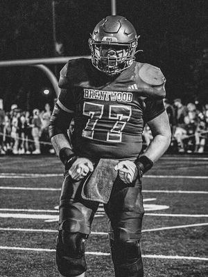 Image post by @brentwoodbruinsfootball on Instagram