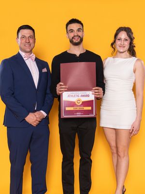 Image post by @the_stingers on Instagram