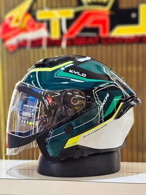 Image post by @taj_helmets on Instagram