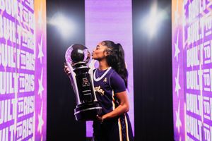 Image post by @ecuwbb on Instagram