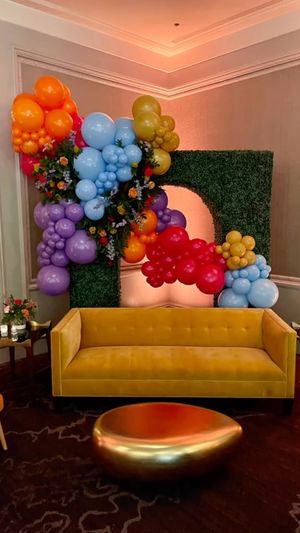 Video post by @balloons_by_victoria_dz on Instagram