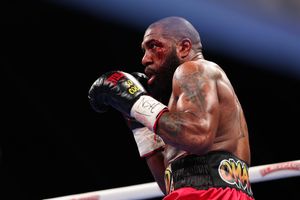 Image post by @MatchroomBoxing on Twitter