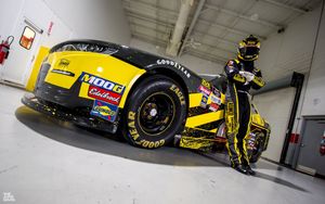 Image post by @JHNemechek on Twitter