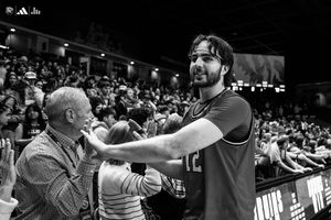 Image post by @BelmontMBB on Twitter