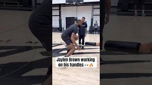 Video post by @bleacherreport on YouTube
